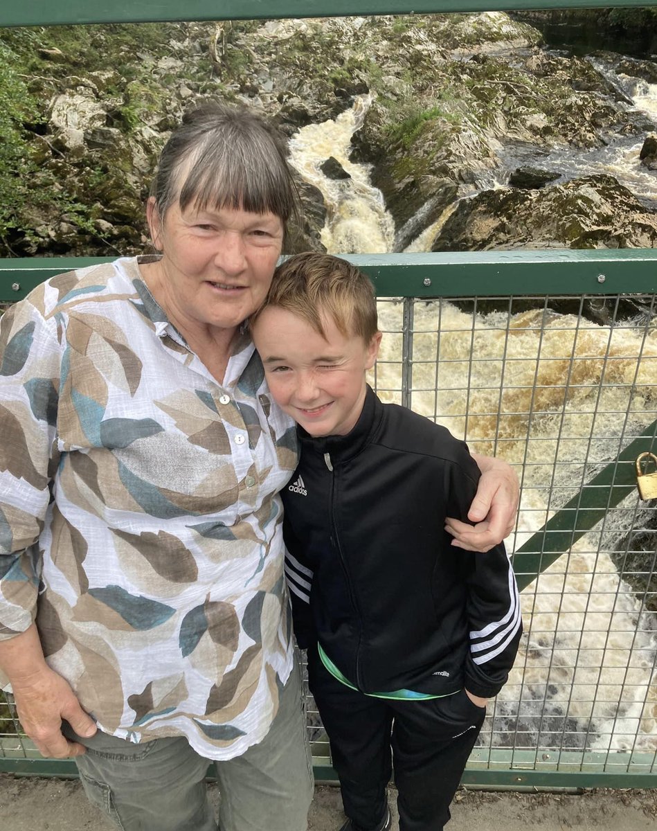 ShugZV's tweet photo. Hate fishing. Love Mortimer & Whitehouse, itβs like a TV hug. Loved this festive episode as they visited places I take Aiden when we go to see ma mam. #FallsofFeugh https://t.co/KR4Q1TobNA