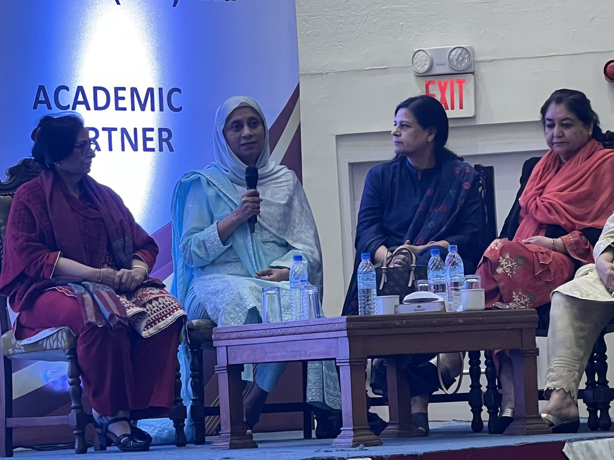 SOGP symposium on Averting preventable causes of maternal mortality and morbidity. Early diagnosis is the most crucial step whether it be post partum haemorrhages sepsis or pre eclampsia <a href="/AKUGlobal/">Aga Khan University</a> <a href="/AKUObGyn/">AKU Obstetrics & Gynaecology</a>