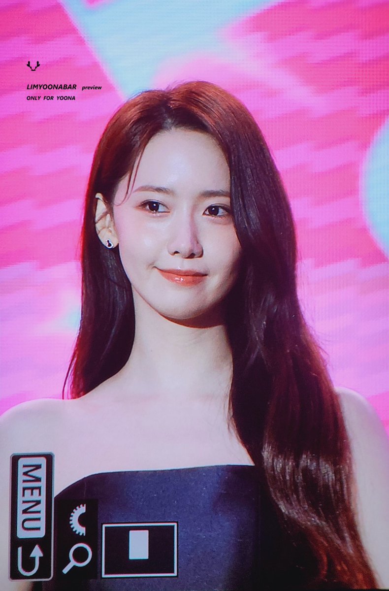 limyoonabar's tweet photo. 231230 APAN Star Awards 포토월 
#윤아 #YOONA
#임윤아 #LIMYOONA https://t.co/I3zwR5eydW