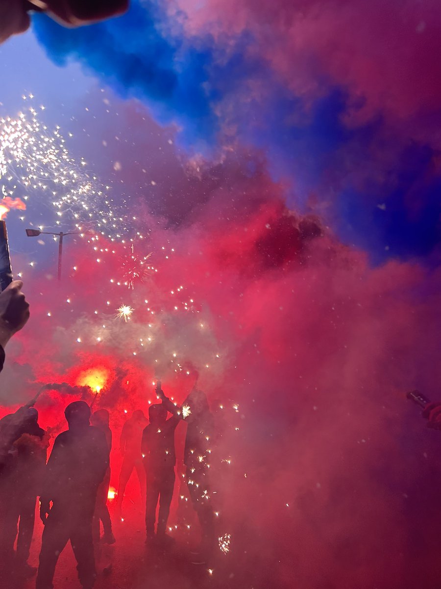 ᗪiv 😎 tweet media