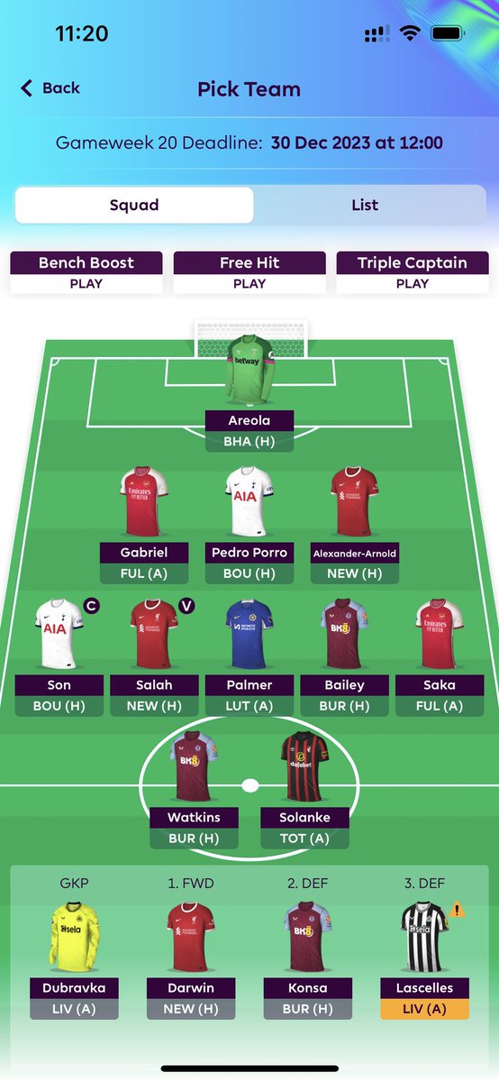KingKnill's tweet photo. @BigManBakar Who to bench? https://t.co/5Q9BV4htCg