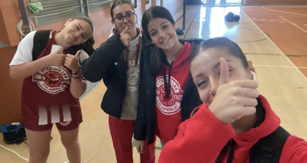 LKLaguna's tweet photo. Segunda concentración 3x3 federación canaria.
Ganamos los primeros partidos, a seguir así 🦉🏀❤️ https://t.co/BG0w297J0R