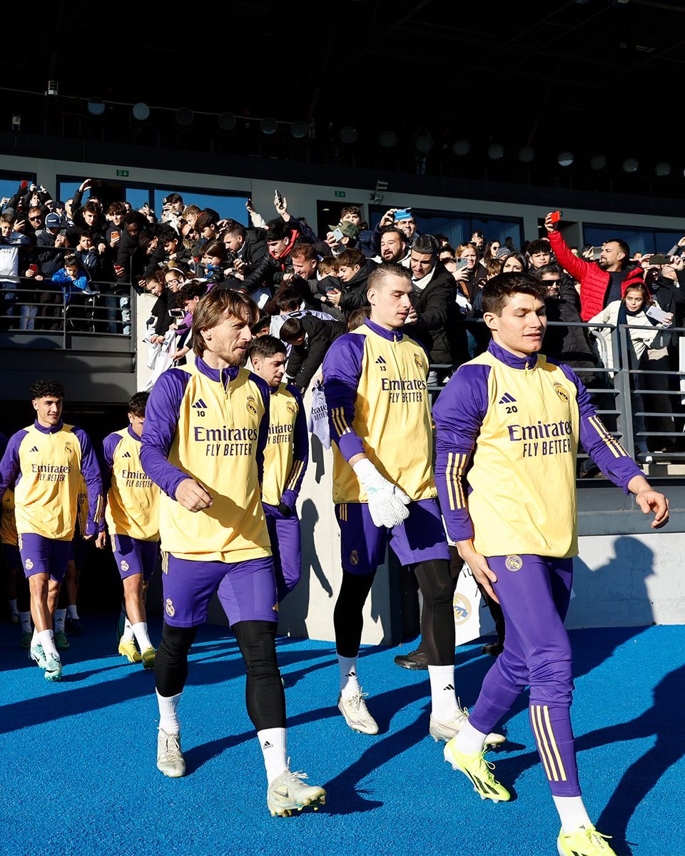 MadridXtra's tweet photo. Squad 🤍 https://t.co/A2SpFwNPhL