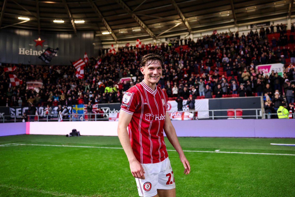 Feelin' 22 ✌️

Happy Birthday Taylor!