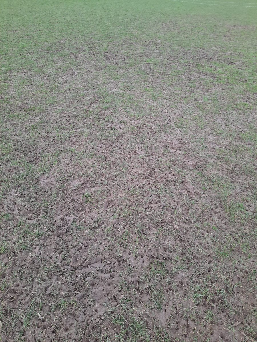 SheffordTCFC1's tweet photo. Look what happens when the referee's say to play the game after severe amounts of rain 🙄 completely ignored the advice from all of us at @sheffordcampton This has resulted in future games being postponed 😡. Absolutely ridiculous!. Lots of hard work to do now. 

@sheffordcampton 
@SheffordSports 
@SpartanSMFL