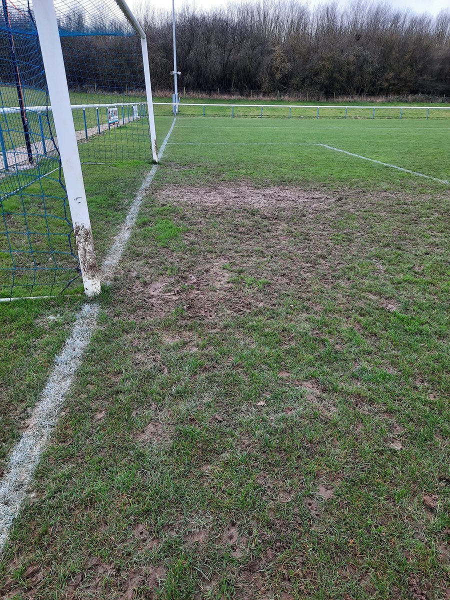 SheffordTCFC1's tweet photo. Look what happens when the referee's say to play the game after severe amounts of rain 🙄 completely ignored the advice from all of us at @sheffordcampton This has resulted in future games being postponed 😡. Absolutely ridiculous!. Lots of hard work to do now. 

@sheffordcampton 
@SheffordSports 
@SpartanSMFL