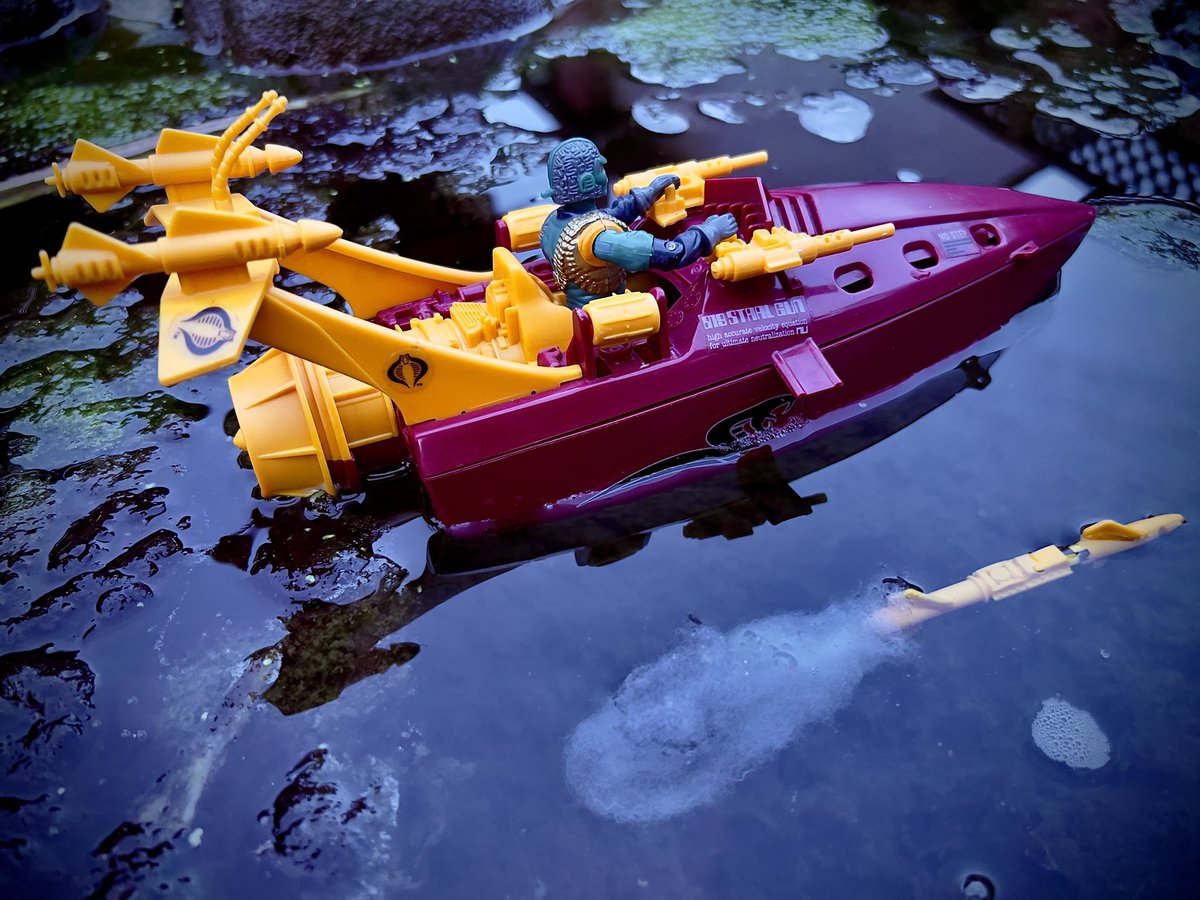 DokSewage's tweet photo. alright this song… it ain't about no goldfish and it ain't about no tuna fish. and it ain't about no trout… this song is called… PIRANHA!! 

#gijoe #cobra #toyphotography #vintagejoes #gijoenation #oring #arah #actionfigures #rangeviper #piranha https://t.co/UTlRJNo0dS