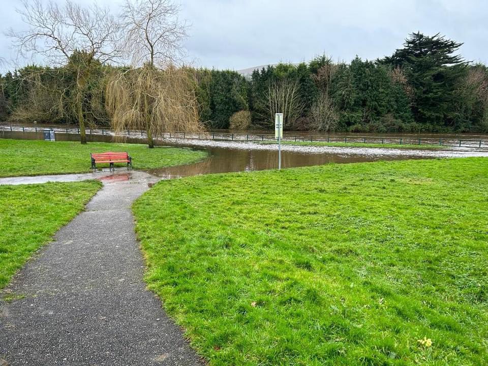 clonmel_run's tweet photo. Hi guys. Course still waterlogged so cancelling the New Year’s Day parkrun. As ever Fethard is our nearest parkrun so see you all there. 

Please spread the word! https://t.co/T7QrWnP1s9