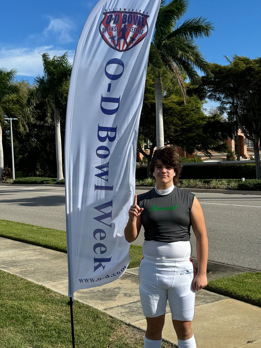 Cnorcia78's tweet photo. Gameday 1 at the O-D All American Game at IMG. Let’s go AA-5!! @ajnorcia2028 representing @roswellsports. @gary__cook @MrsEBNorcia 🐝🖤💚🏈 go hornets! https://t.co/Xp0yIVdOp1
