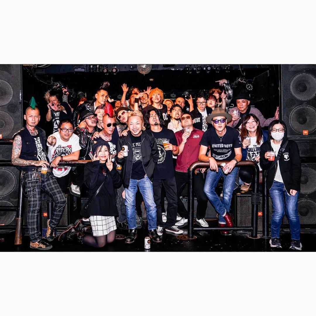 z_piratesrocks3's tweet photo. #今年を振り返る
#FELLOWS
#FELLOWS53
#FELLOWS54
#高円寺SHOWBOAT
ありがとうございました🙇 https://t.co/u1mJF6gEPV