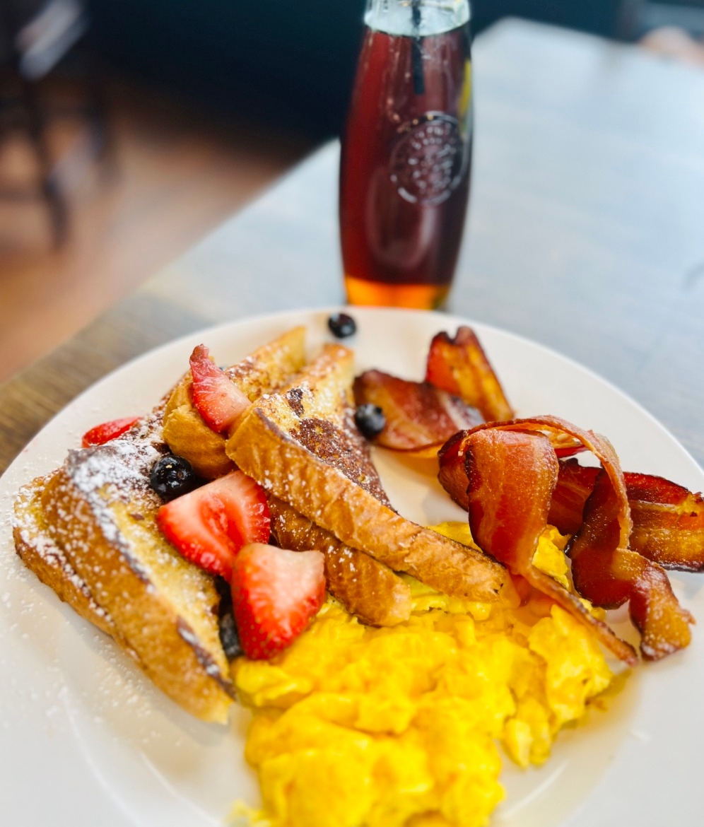 FamousToastery tweet media