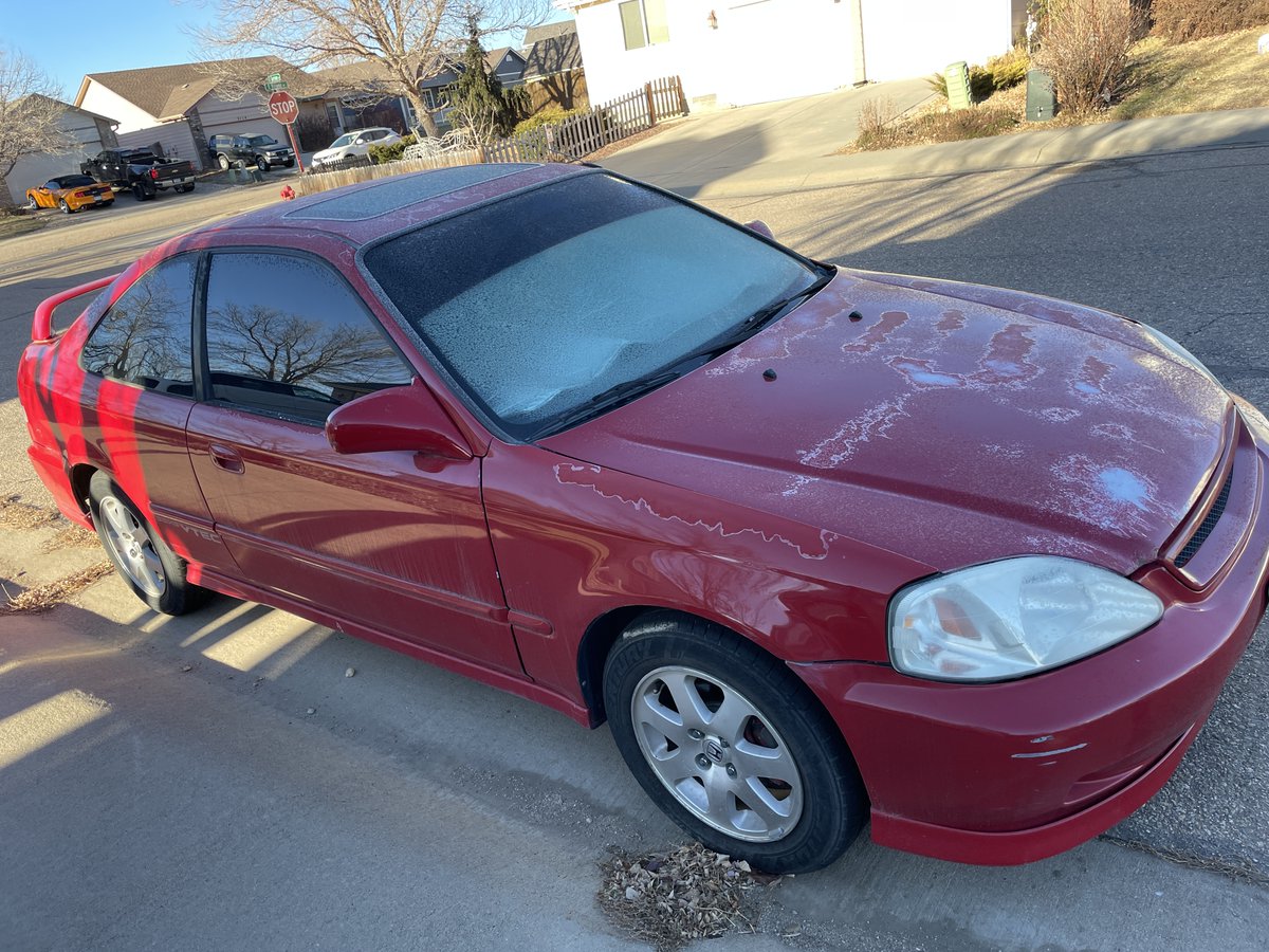 GMs Shitcoin Flippers!!! Just picked up a 2001 Civic, check out this beauty, gently used ofc!!📈 

WYT? Might let you hear it rev later!! 🥵🚘

$USEDCAR 
@2001CiviconSOL