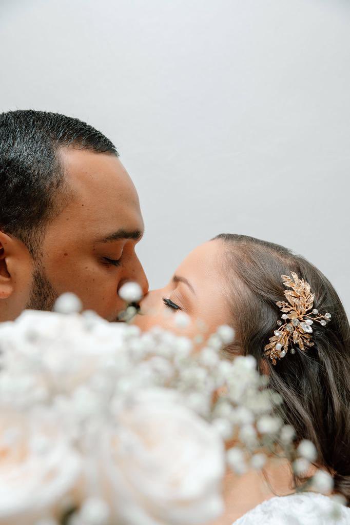 luimytrader's tweet photo. 💍NUESTRO MATRIMONIO💍

Estamos muy felices de anunciarles nuestra unión matrimonial 🤵🏽‍♂️👰🏻‍♀️❤️😍.

Y dijo Jehová Dios: No es bueno que el hombre esté solo; le haré ayuda idónea para él.
Génesis 2:18

#MatrimonioCivil #Amor #Esposos

🗓 15/12/2023
📷 @georgephotography19 https://t.co/e2471MWiXF