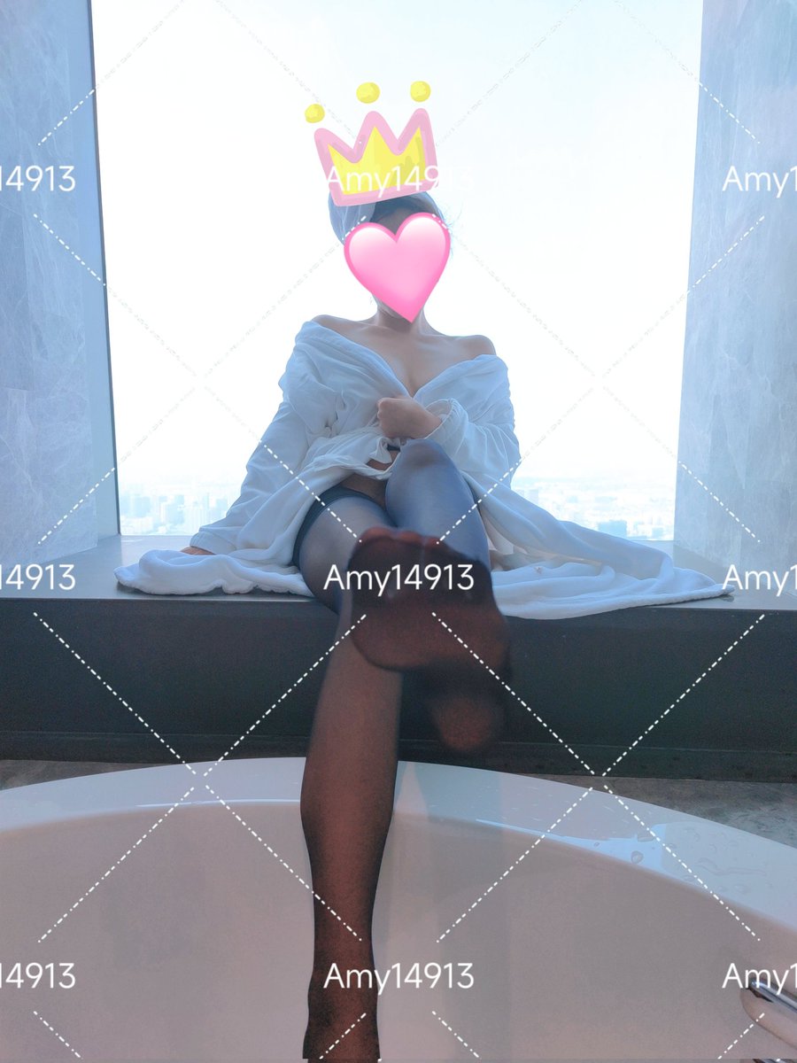 Amy生日该怎么帮她庆生呢？有好的建议请留言，也可以点赞转发祝她生日快乐哦 https://t.co/xvdZOnhe6J