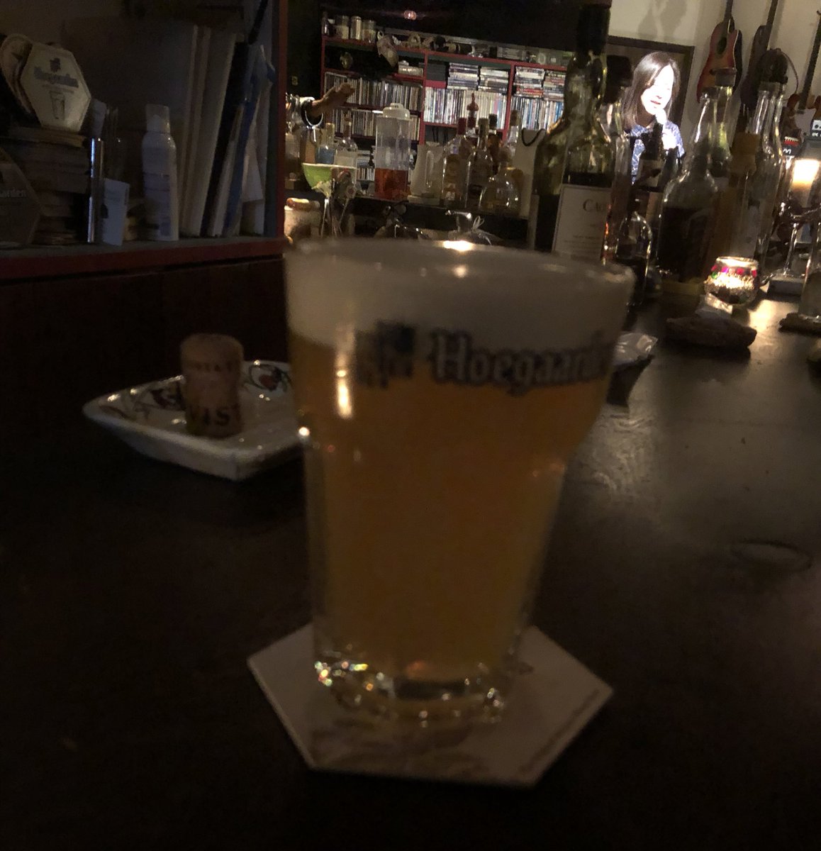 jirohshockicho's tweet photo. 近所夕方散歩の後はご近所ミュージシャンのライブを見に池袋へ。
久々のヒューガルテンにやられそう💦
#西池袋 #flatfive https://t.co/GSBffFGKcS