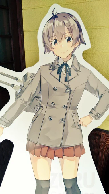 昨日のぷらっと舞鶴で立ち寄った場所での艦娘スタンディの方々を。みんな相変わらずめんこい 