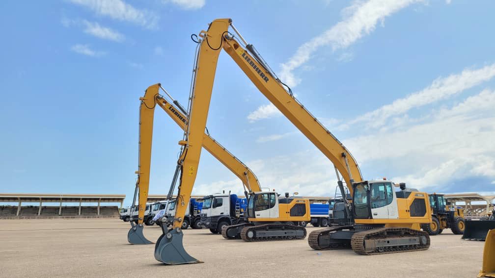 KwameJudah's tweet photo. Building a sustainable future! J.A Plant Pool Gh Ltd supports local contractors by supplying Heavy-Duty & Earthmoving Equipment. Your projects, our power! ๐ฑ๐ฉ #SupportingLocalProjects #SustainableConstruction @Followers https://t.co/aW5uyjrczb