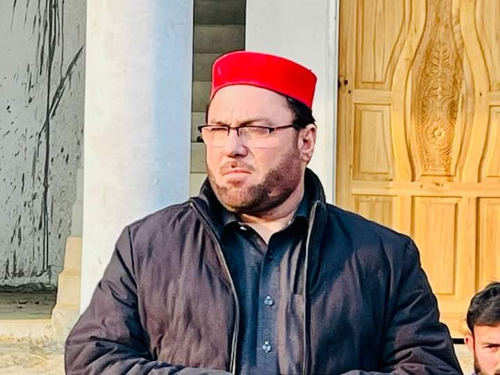 HamzaMohmand24's tweet photo. #شمولیت_نمبر 35
#Pk24Updates
ده عوامي نېشنل پارټۍ ضلع ملاکنډ جنرل سيکرټری او د پی کے 24 صوبائی اسمبلی اميدوار ارشاد مهمند,صوبائی کونسل ممبر مشتاق احمد خان,نن په يونين کونسل بدرګه ويلج کونسل بدرګه کښې شموليتې غونډي ته ده وينه په وخت۔
#ANP #ANP_MalakandPk24
#ANP4MarginalizedGroups https://t.co/GiZHMhAqkF