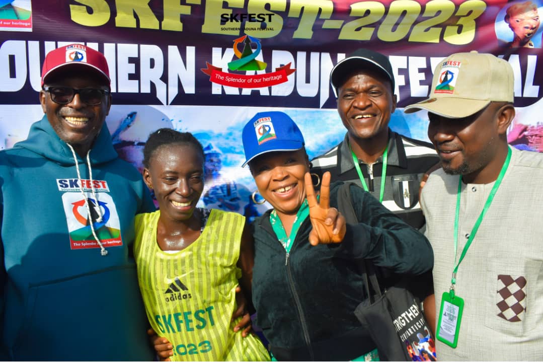 SKFEST2023's tweet photo. Congratulations Dinatu Yohanna of Bajju CDA for coming 1st in the 21KM MARATHON RACE (FEMALES), while Dinatu Bala of Kagoro came 3rd as Variety Umar of Bajju CDA came 3rd. https://t.co/C6cZvjxmZq