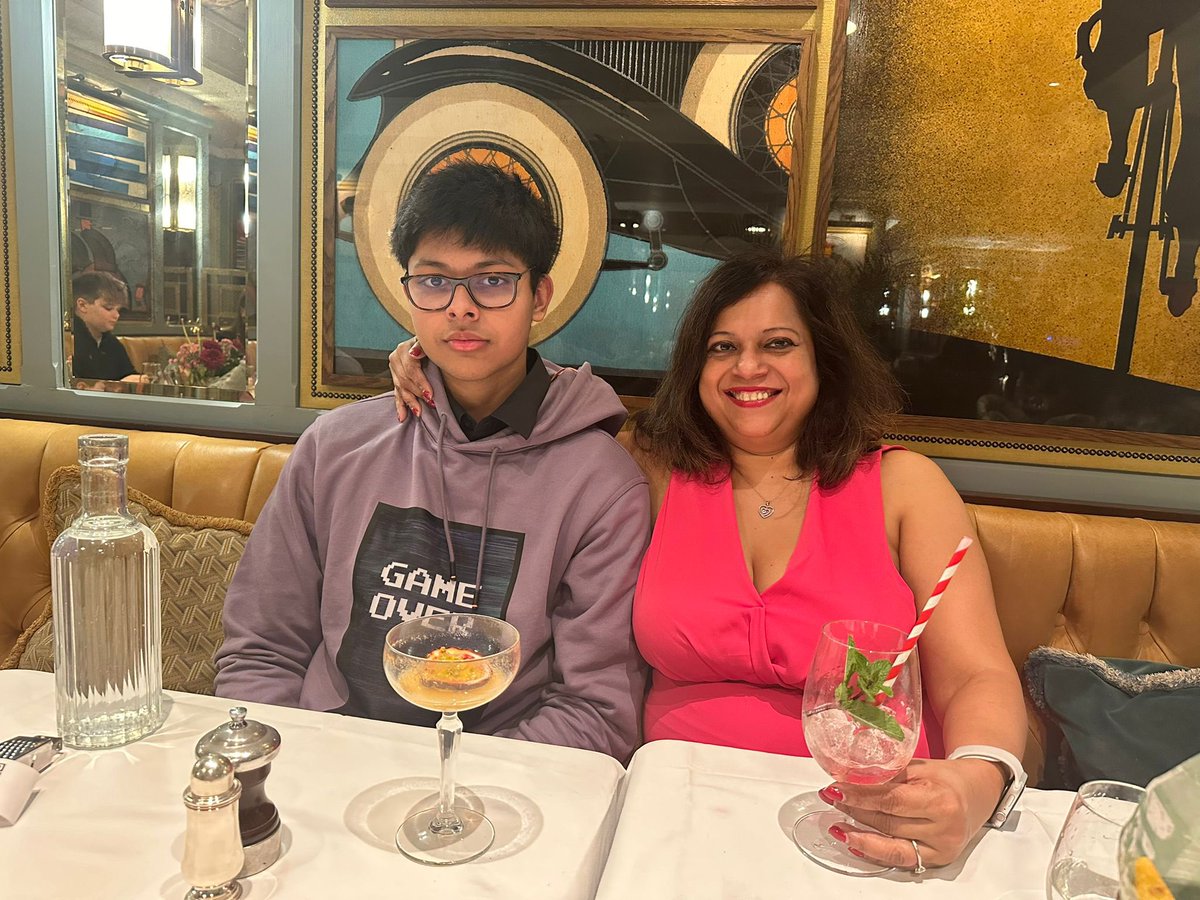 ManasPDeb's tweet photo. Happy 18th birthday continues for my son https://t.co/VF1RFh56vZ