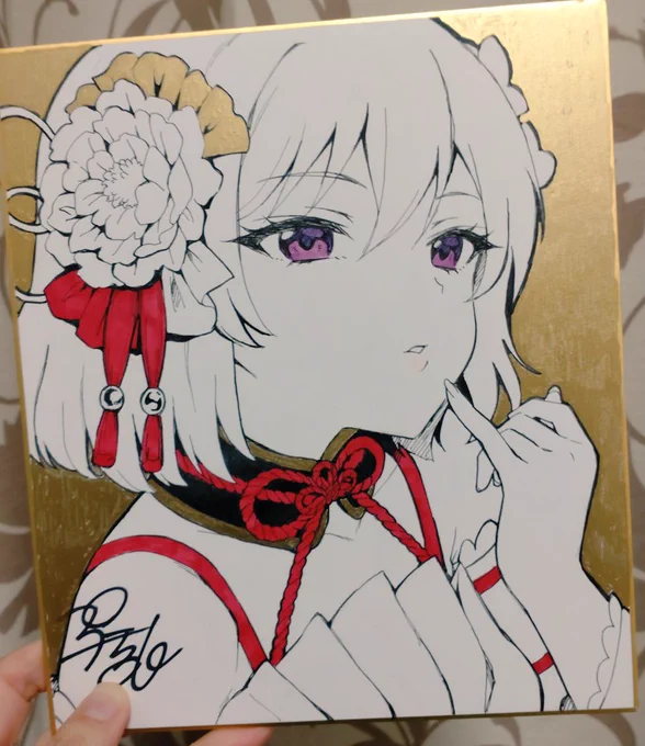色紙は金ビキニ優ちゃんとなんかおめでたい感じな莉央さんの2枚描きました 