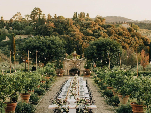 thewhiteroomuk's tweet image. #SmallWeddingIdeas: 36 Ideas for an #IntimateWedding! 🤍

From tables for two and marshmallow roasting, to secret picnics and inviting the pups, these #SmallWedding ideas are bound to inspire your #Celebrations...

tinyurl.com/5buazvk7

#BrideToBe #GettingMarried #Wedding