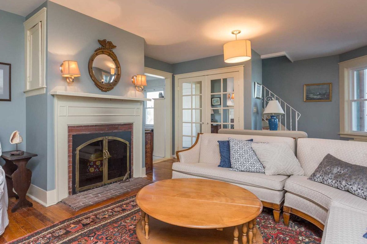 beangroup's tweet photo. 📍309 Ocean Boulevard, Hampton, NH
4 Bed | 3 Bath | 2,582 SqFt | 0.07 Acres
Offered at $999,900
•
Listed by Bridget Hayward ➡️ https://t.co/QklVeuTnwa
•
✨🏠 Featured Listing // Amazing value on the beach! https://t.co/2gNofPtIls