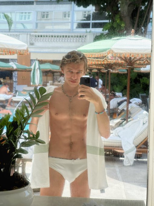 Vacation dick just landed in📍Rio https://t.co/UQNaZgCrft