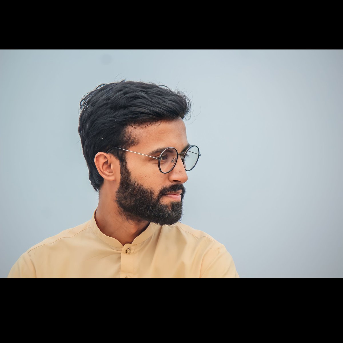 haronmoben99's tweet photo. #NewProfilePic https://t.co/pvxOJRqiTn