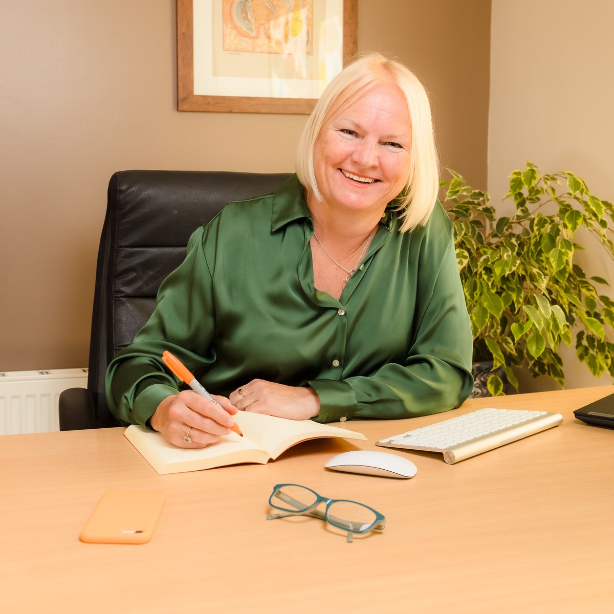 Are you re-evaluating your work life? If you've decided to jack in your old job and start a new business, please get in touch.

I specialise in creating websites for people just like you. I'll get your new venture off to the right start by ensuring you look professional online.