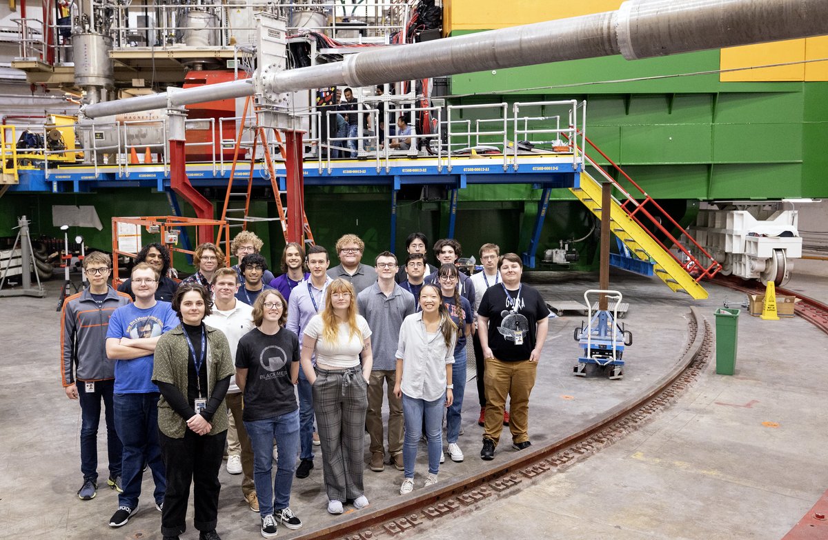 JLab_News's tweet image. Attention undergrads in STEM fields. Jan 9 is the deadline to apply for a 2024 summer @energy Science Undergraduate Laboratory Internship (SULI)

Apply now to do research at @Jlab_News! education.jlab.org/suli/