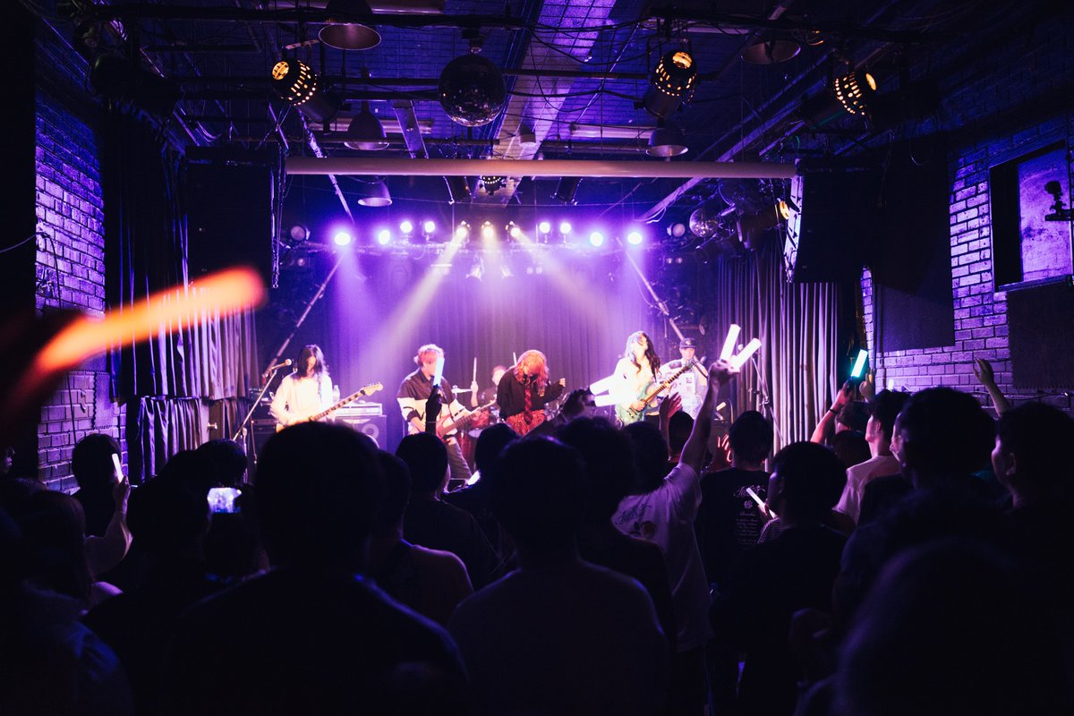 siesta2018's tweet photo. 【✨siesta 2023年 ALL THANKS✨】
・5/27 新大久保CLUBvoice
・10/28 新宿WildSideTokyo

今年もsiestaに関わっていただいた全ての関係者の皆様、応援してくれたお客様、本当にありがとうございました!!♥
2024年もsiestaをどうかよろしくお願いいたします!!
皆様、良いお年を🎶🎶
#siestaの民 https://t.co/ZyMr8otrmZ
