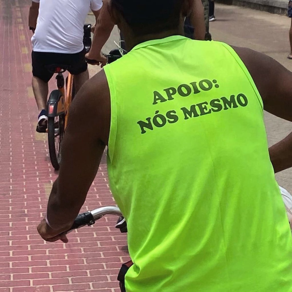 BoenoAndrei's tweet photo. sobre 2023 https://t.co/qvcQfErHdh