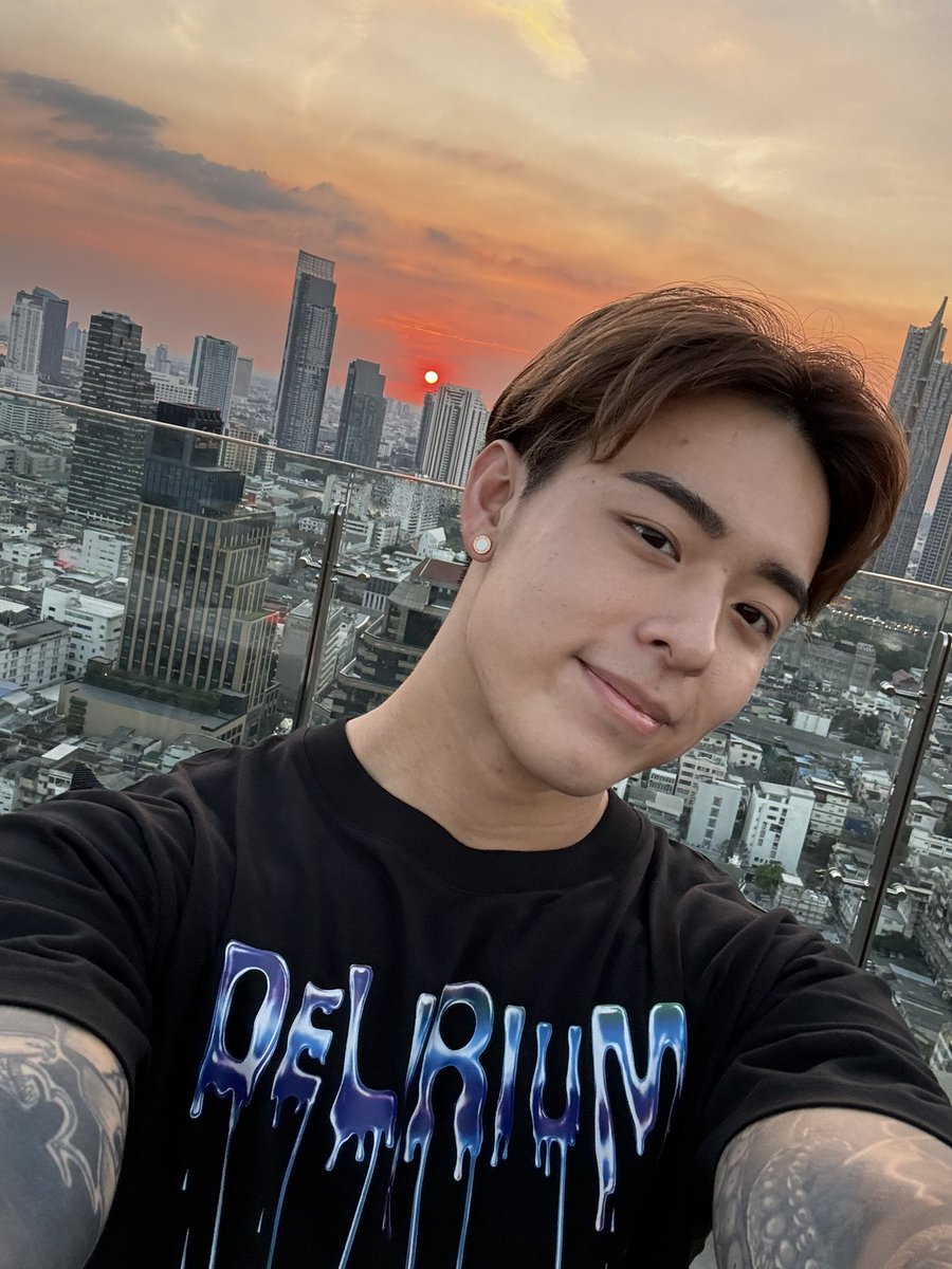 Titus Low tweet media