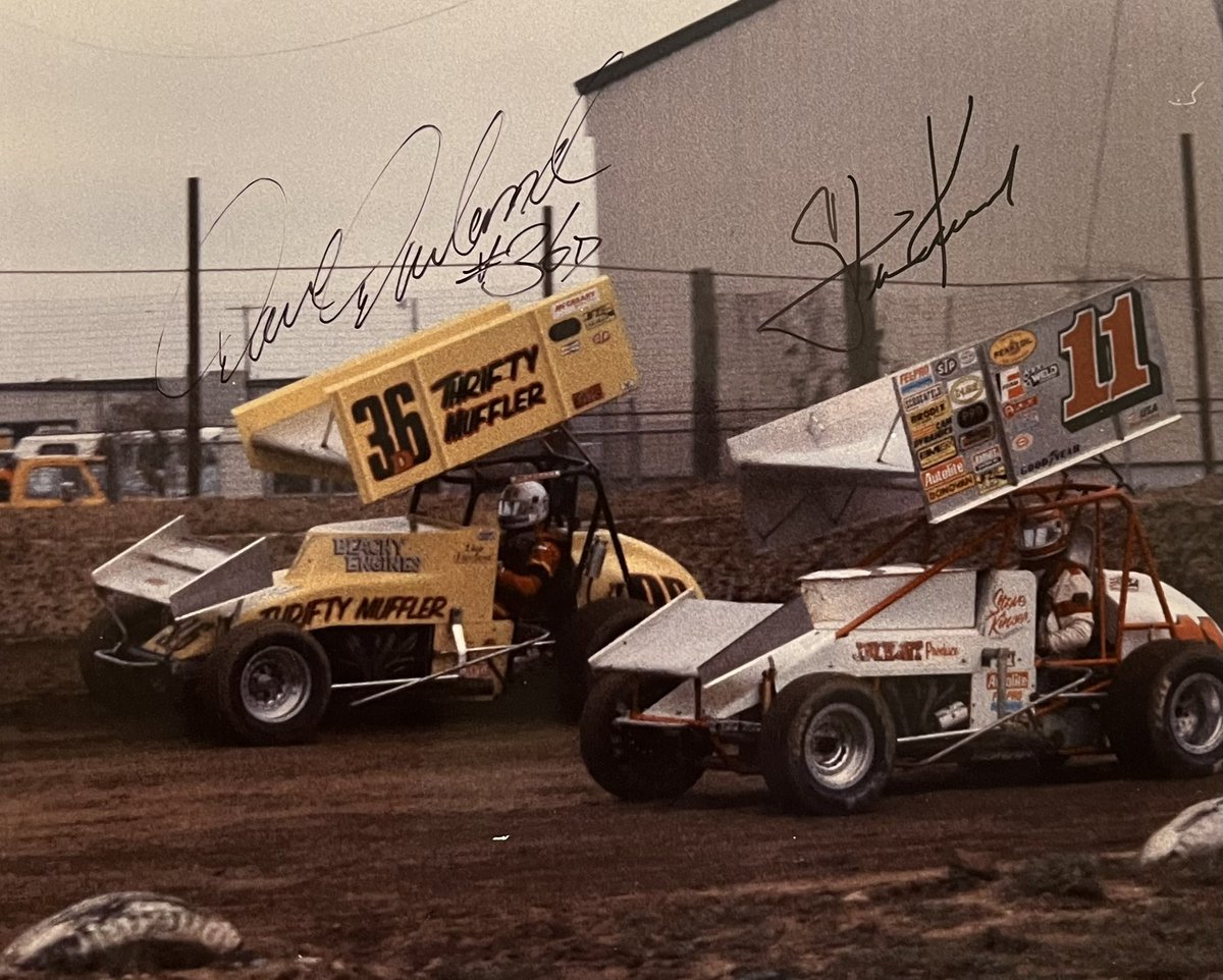 Cool pic of a couple of <a href="/sprintcarhof/">National Sprint Car Hall of Fame & Museum</a> drivers <a href="/DaveDarland/">Dave Darland Racing</a> &amp; <a href="/SteveKinser_Rcg/">Steve Kinser</a>