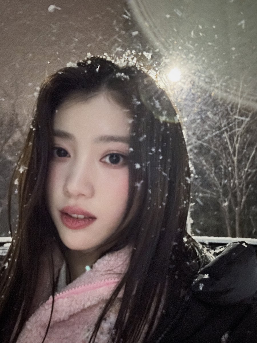 FOREVER_SXT's tweet photo. 🌨🌨🌨 https://t.co/VCpqCkAl0z