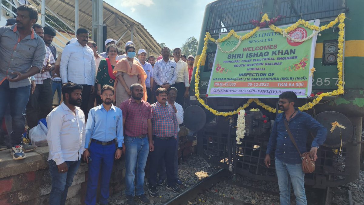 Statutory inspection of Railway #Electrification works followed by speed trial at full sectional speed (70 Kmph) in Hassan(Excl.) - Sakleshpur(incl.) Section (42 RKM) single line section of Mysuru Division was completed successfully today by Shri Ishaq Khan, Principal Chief