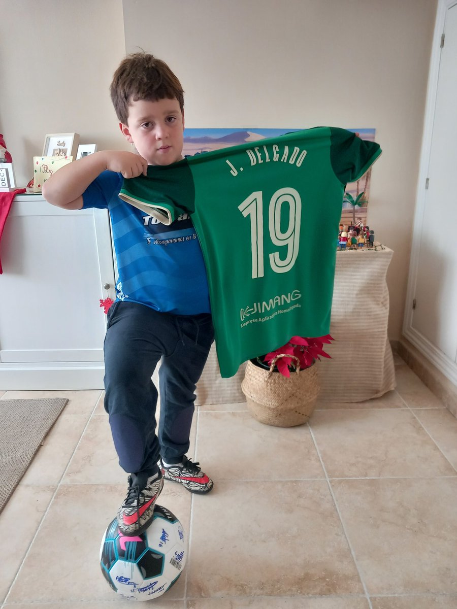 Raúl Díaz Calderón tweet media