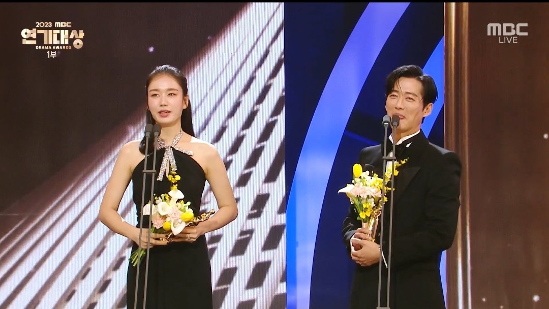 JANGCHAE BEST COUPLE ❤️

#2023MBCDramaAwards
#AhnEunJin #NamKoongMin