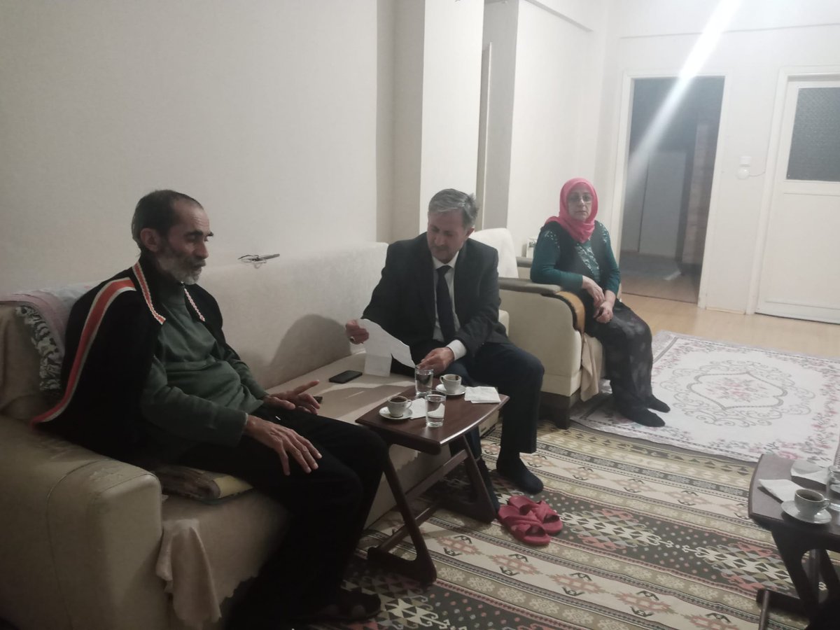 Atasehir ilce baskanimiz <a href="/burakcifci34/">Burak ÇİFCİ</a> onculugunde Atasehir belediye baskan aday adayi <a href="/ismaillvt/">ismail levent</a> ve ferhatpasa mahalle baskanimiz <a href="/gul028/">Ramazan GÜL</a> esliginde Hasta ziyaretimizi gerceklestirdik