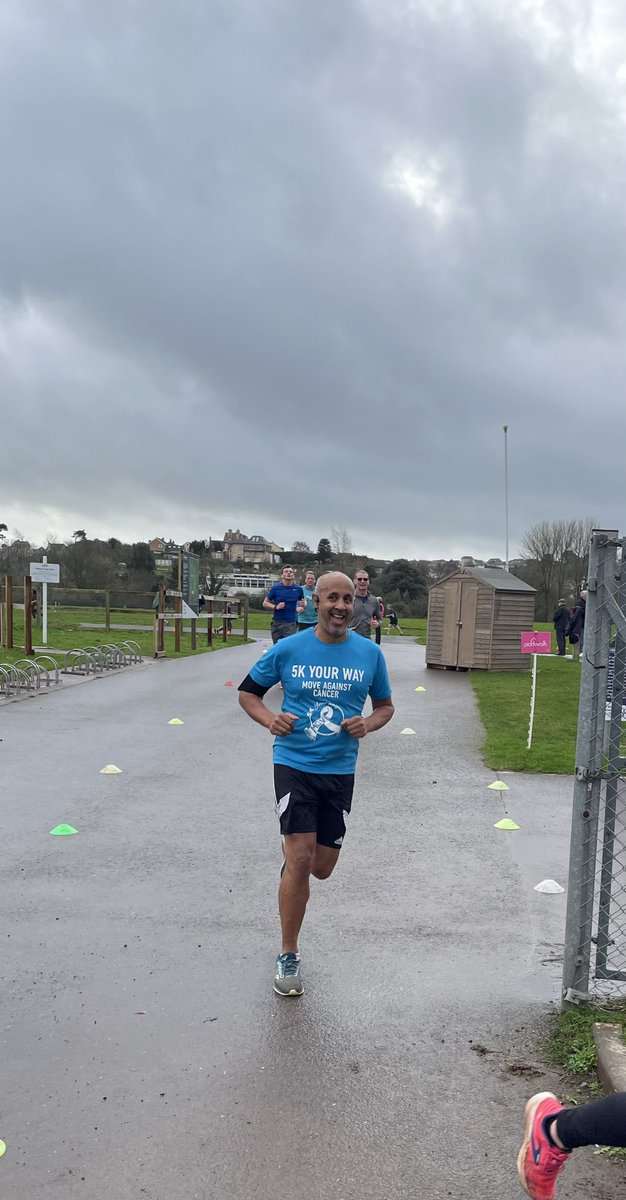 What could be a better end to 2023 for <a href="/Torbay5kyw/">Torbay 5k Your Way</a> than having the best turnout ever 🤩  

If you or anyone you know has been affected by a cancer diagnosis and you want to start 2024 with a SMILE 😃 come and join the chatty lot by the blue flag  

Sat Jan 27th 2024 💙