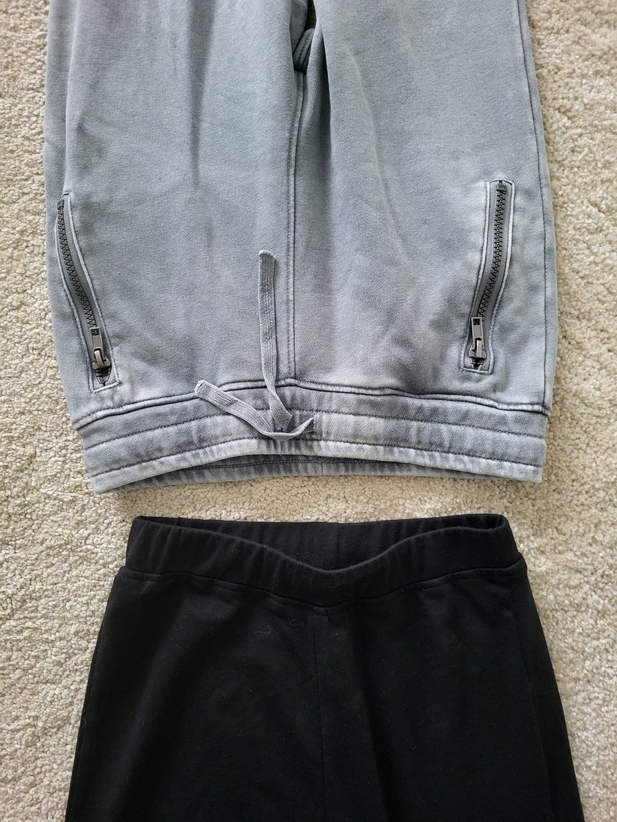 77ajs's tweet photo. @boohoo_cshelp I'm absolutely baffled by your sizing. Here are some size 8 womens leggings next to my child's Age 9 bottoms. Seems in the world of BooHoo a fully formed size 8 woman is a bit slimmer than a 9 year old child!!!??? https://t.co/JsaDEfsG6p