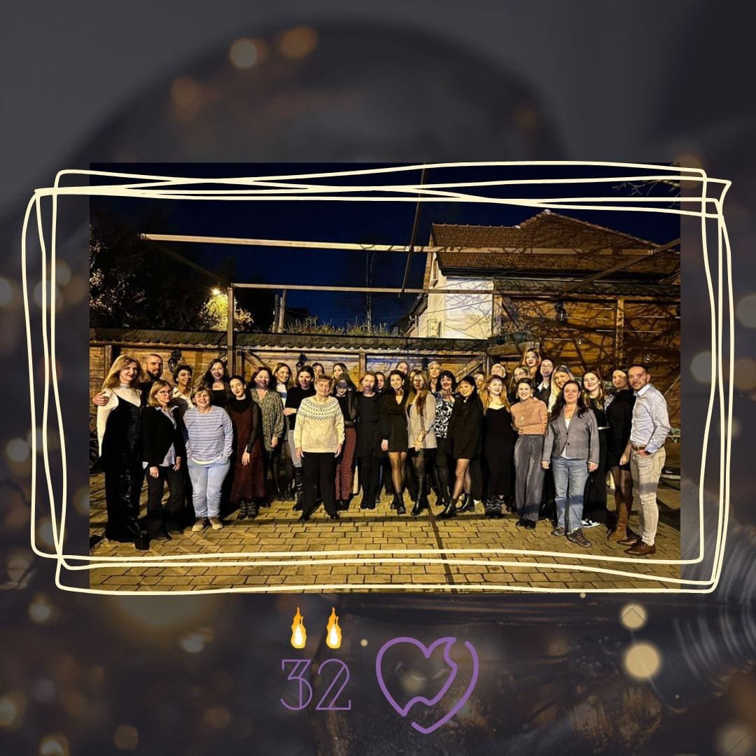 CentarSrce's tweet photo. Deo srcastih volontera koji je uz vas tokom pune 32 godine💜
Hvala vam na poverenju! 🫂
#centarsrce #mentalnozdravlje #prevencijasuicida https://t.co/hf1GXZh1eL