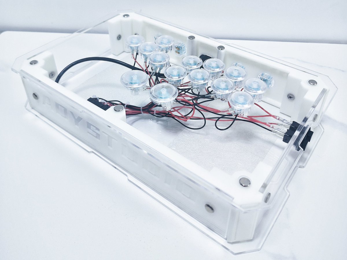 fightstickart's tweet photo. Top fightsticks of 2023 pt 3!

9) May - @saika_hattori  ( @Nonos_factory) 

10) ENTH - @enthcreations 

11) VB1 - @SCORPYN702  (@goldenlever, @MKUltraCorp) 

12) AFIGHT @linxinuo11 https://t.co/Ml5SLbJQE9
