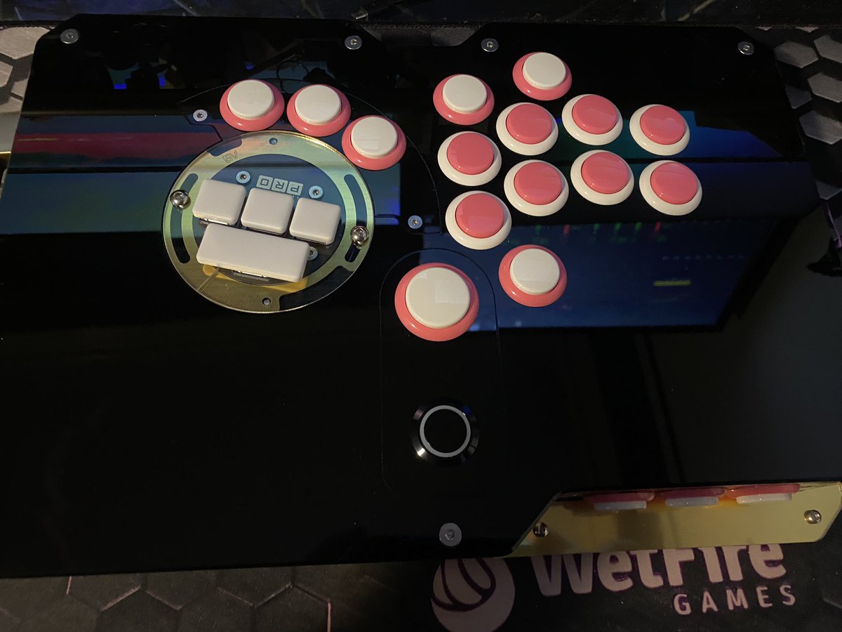 fightstickart's tweet photo. Top fightsticks of 2023 pt 3!

9) May - @saika_hattori  ( @Nonos_factory) 

10) ENTH - @enthcreations 

11) VB1 - @SCORPYN702  (@goldenlever, @MKUltraCorp) 

12) AFIGHT @linxinuo11 https://t.co/Ml5SLbJQE9