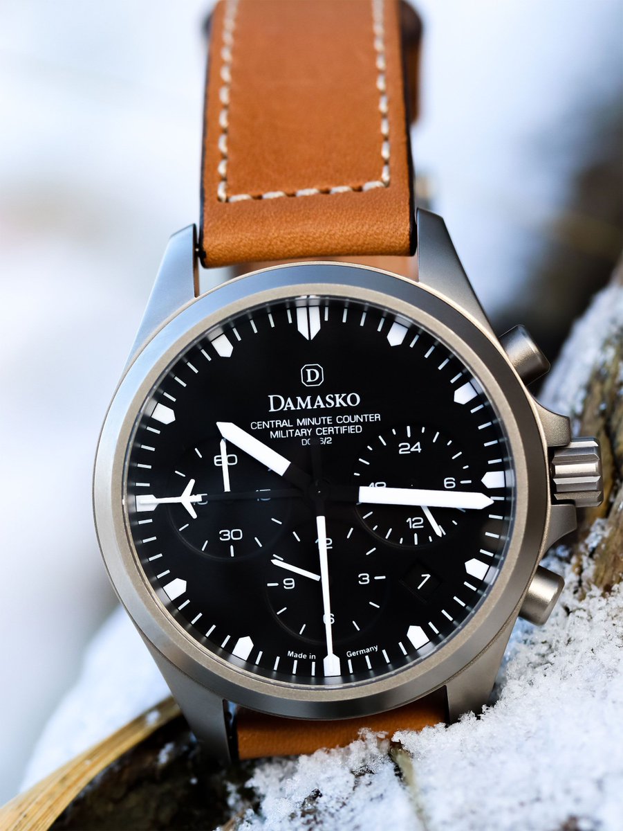 DAMASKO_watches's tweet photo. We enjoy the Winter Wonderland with the DAMASKO DC76/2. ❄🥰
#damasko #damaskowatches #dc76/2 #dc7X #chronograph #winter #snow #winterwonderland #watchlovers #watchaddict #december #watchmania #watchfans #watchalerd #watchoftheday #watchcollectors #watchthat #followus #staytuned https://t.co/jn9LVfhX5o