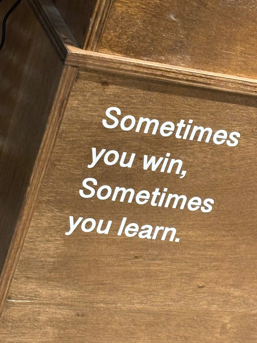 289film's tweet photo. “sometimes you win, sometimes you learn” 🖤🩷 https://t.co/nkYRJBtgW7