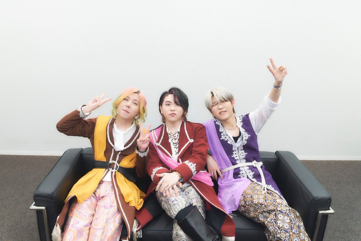 haru1208cherry's tweet photo. Mrs. GREEN APPLEレコード大賞おめでとうございます🎉
ライブで生歌聞けたこと一生忘れません🫶
 #レコード大賞  #MrsGREENAPPLE https://t.co/NZpp1HExBz