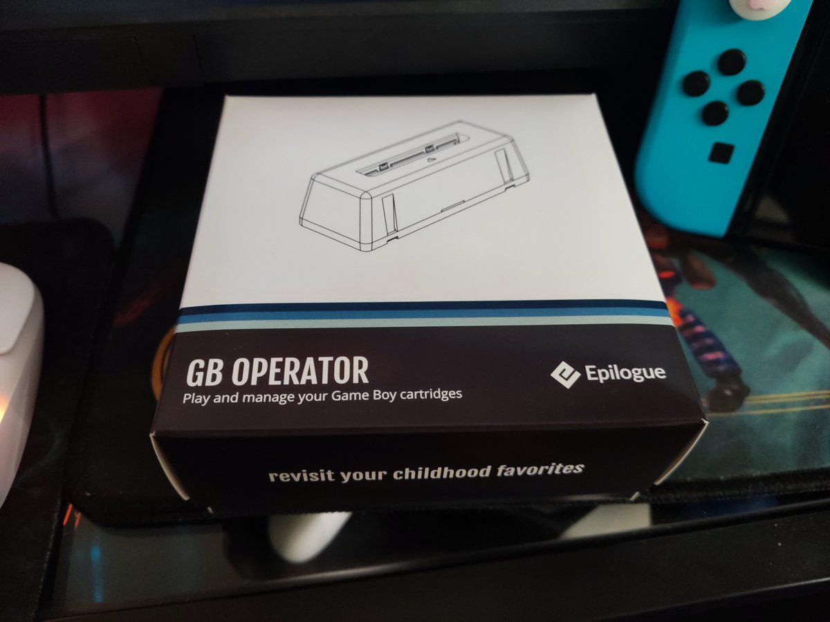 SanekoNyan's tweet photo. Ojo al regalazo de @Sagamaru_ por Navidad. En cuando pueda subo la review pero ya os adelante que es un producto 10/10 👌 https://t.co/JrI7U6DbA2