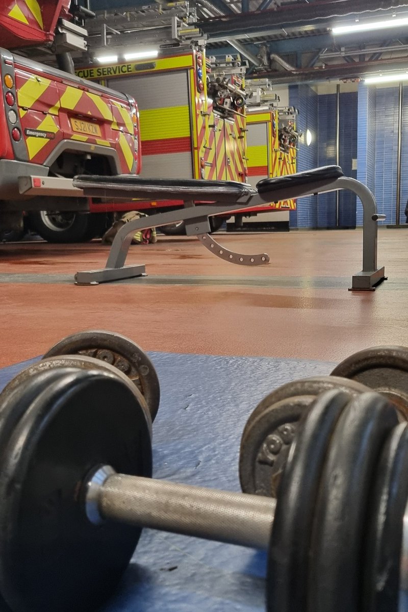 Jay_Too_K's tweet photo. First 2 day shifts complete, managed to learn a few new skills and got couple of decent work outs done 💪

Don't think I'll ever believe I actually get paid to do this 😁 https://t.co/5i0nAQxVvm
